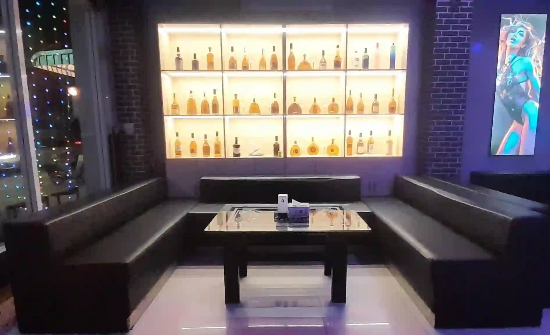 The Photo showing the exterior, interior, staff, and atmosphere of THE MISS