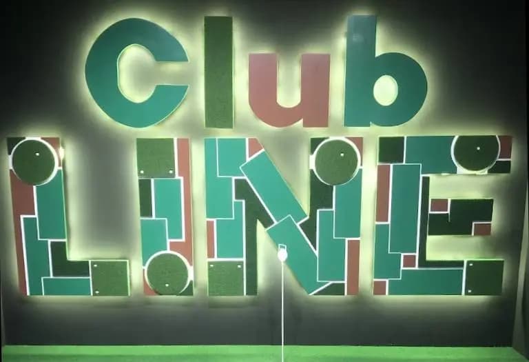 The Photo showing the exterior, interior, staff, and atmosphere of Club LINE α สุขุมวิท 39