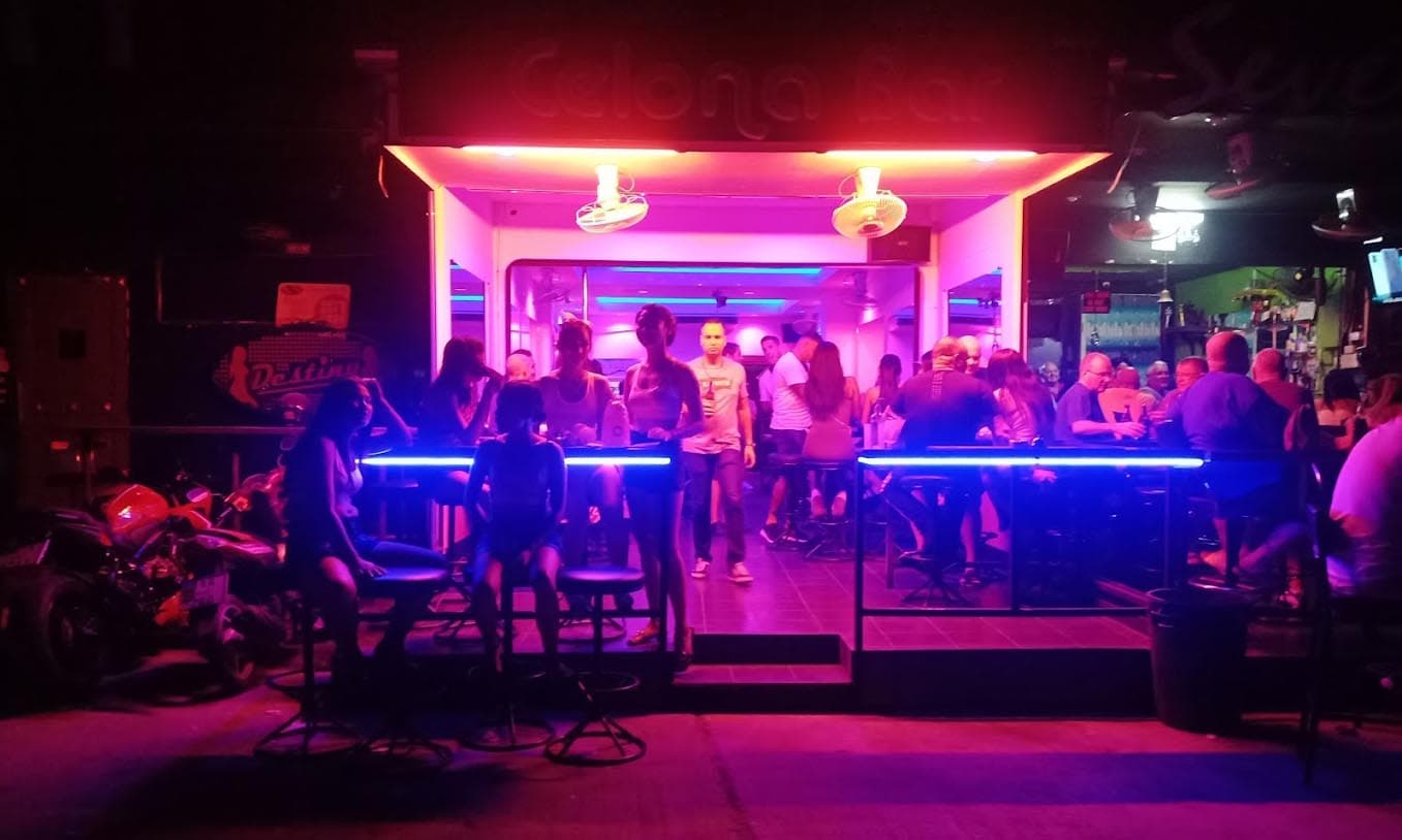 Celona Bar