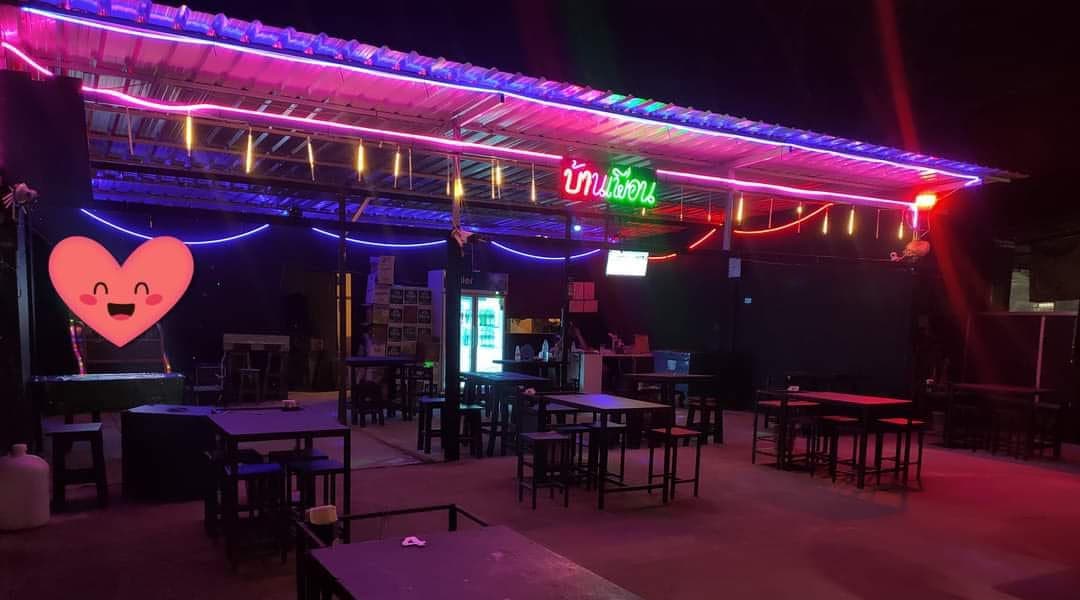 The Photo showing the exterior, interior, staff, and atmosphere of ร้านบ้านเพื่อน No.0