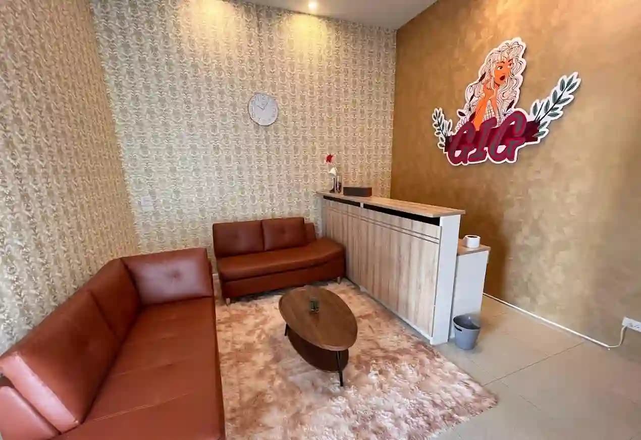 The Photo showing the exterior, interior, staff, and atmosphere of GiG SPA